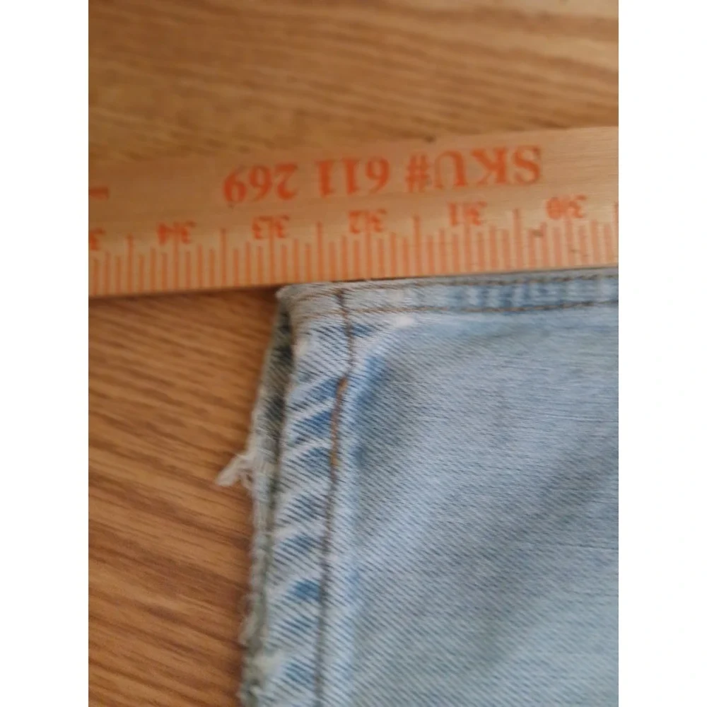 Vintage Levi's 550 Women's Jeans Sz 14L Relaxed Fit Distressed Light Wash Y2K